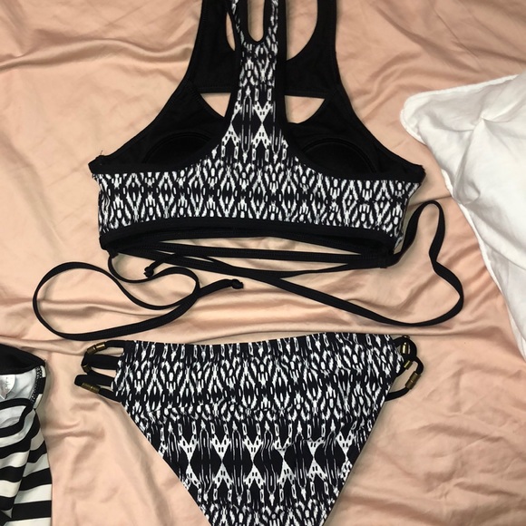 SOLD - Picture 4 of 5